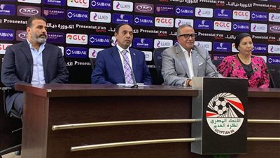 “القاهرة 24″ يكشف تطورات مناقشة زيادة الاستبدال بـ”اتحاد الكرة”