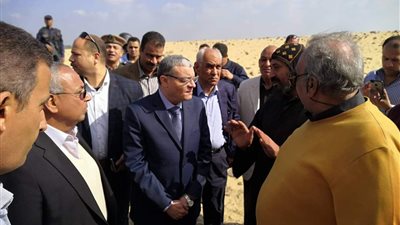 محافظ المنيا يتفقد الحديقة الدولية ضمن متابعة المشروعات الخدمية