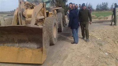 لمنع الحوادث.. غلق كافة المعابر العشوائية على خط قطار البضائع بالبحيرة