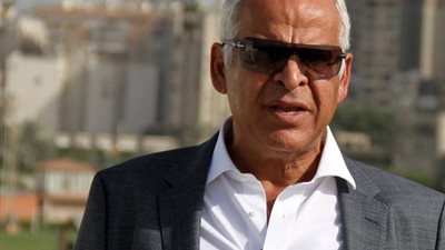 “دفعت 5 مليون رسوم”.. تفاصيل أزمة الزراعة مع فرج عامر على أرض نادي سموحة