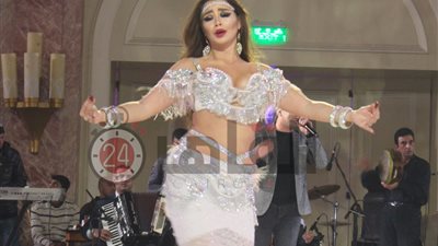 جوهرة تتحدى الجميع ليلة رأس السنة من فندق سميراميس (صورة)