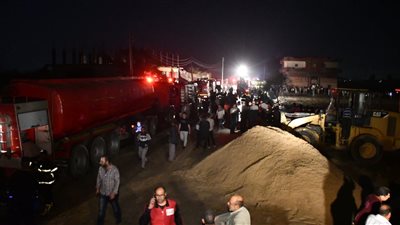 تفاصيل إحالة 10 متهمين للمحاكمة تعمدوا تخريب خط بترول لسرقته بإيتاي البارود في البحيرة (فيديو)