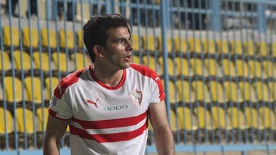 تدريبات إضافية لـ”زيزو” بعد انتهاء مران الزمالك