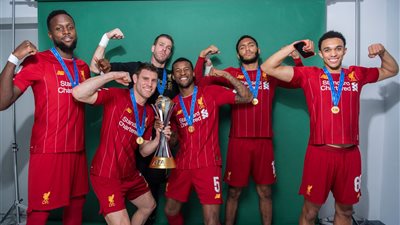 “فيفا” يحتفل بتتويج ليفربول بكأس العالم للأندية (صور)