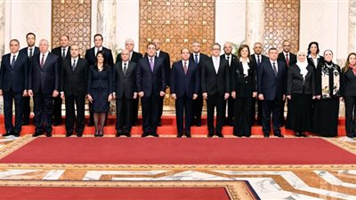 السيسي للوزراء الجدد: ادركوا حجم المسئولية وتواصلوا مع المواطنين