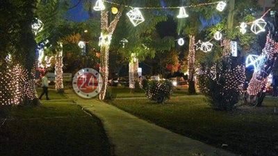 تزيين وإضاءة الشوارع.. كيف احتفل سكان المعادي بالكريسماس؟ (صور)