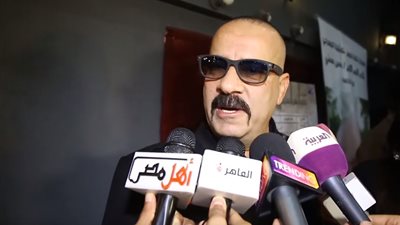 محمد سعد: “اعتذرت عن مسرحية علاء الدين لأني مش سامية جمال” (فيديو)