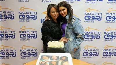 “نجوم إف إم” تحتفل بعيد ميلاد غادة عادل في برنامج “أسرار النجوم”