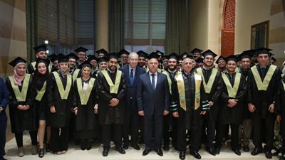 وزير النقل يشهد احتفال الأكاديمية العربية بتخريج دفعة جديدة من كلية الدراسات العليا (صور)