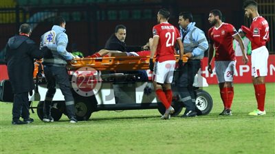 ابقى صلبًا.. شريف إكرامي يوجه رسالة إلى سعد سمير بعد إصابته (صورة)