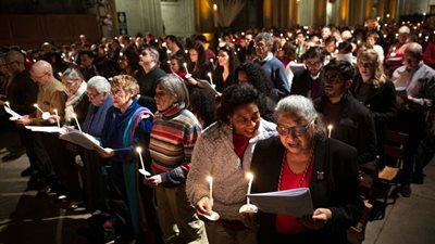 الاحتفال بعيد الميلاد حول العالم