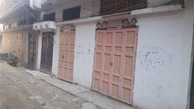 الصقيع يخلي شوارع دمياط من المارة ويجبر الورش والمحال التجارية على الإغلاق