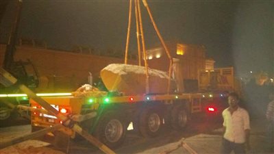 “الآثار”: مسلة ميدان التحرير كانت محطمة ورممناها.. وتزن 90 طنا (فيديو)