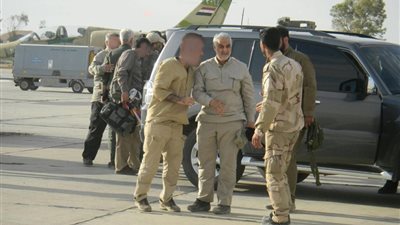 يُكتب على قبري الجُندي.. تعرف على نصّ وصية قاسم سليماني (صور)