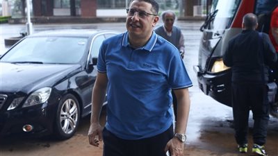 رئيس بعثة الأهلي: “قلقان من تغيرات الطقس وبشكر السفارة المصرية بزيمبابوي”