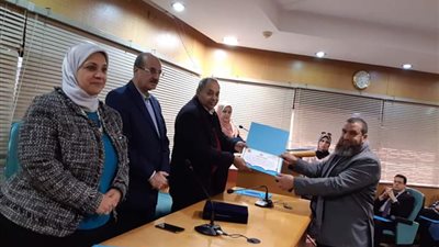 “صحة البحيرة” تنظم احتفالية لحصولها على المركز الأول في حملة 100 مليون صحة