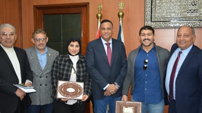 بعد 9 سنوات من الواقعة.. تكريم منقذي الكتب والمخطوطات التاريخية من دار الكتب بالمنصورة (صور)