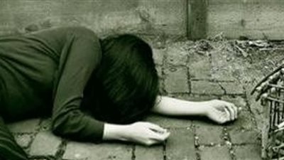 طالبة بالمنيا تحاول الانتحار.. قفزت من القطار وألقت بنفسها بترعة الإبراهيمية 