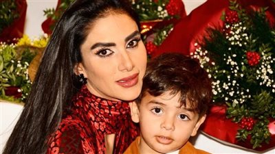 تفاصيل عودة نجل المذيعة الأردنية أحلام العجارمة لأحضانها في تركيا | فيديوجراف