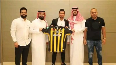 آخرهم طارق حامد.. 6 لاعبين مصريين ارتدوا قميص اتحاد جدة