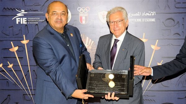 تكريم هشام حطب