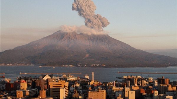 انفجار بركان