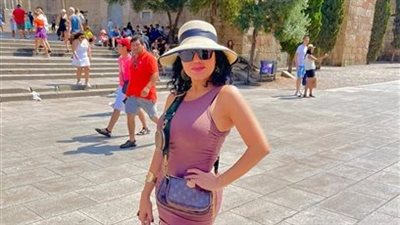 رانيا يوسف توجه رسالة لجمهورها: لا تجعل أحدًا يشعرك بالذنب | صور 