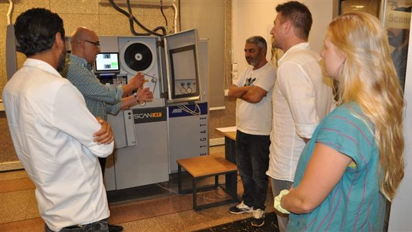 المخرج العالمي Neil