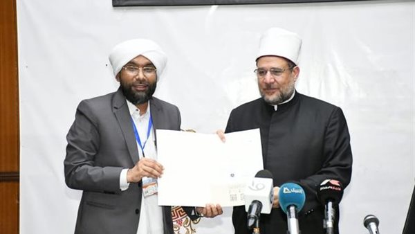 الدكتور مختار جمعة