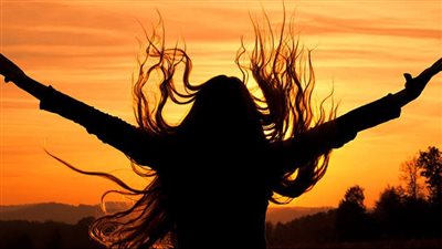 صور تفاؤل.. تشكيلة من خلفيات مبهجة وبوستات إيجابية