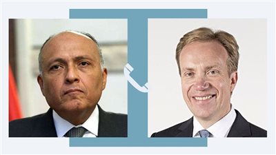 وزير الخارجية يتلقى اتصالًا هاتفيًا من رئيس المنتدى الاقتصادي العالمي