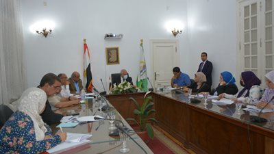 محافظ الجيزة يوجه بقطع المرافق عن مستشفى خاص بالطالبية ومعاينة التراخيص