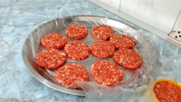 اللحوم المصنعة 