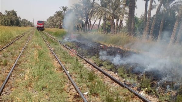  حريق نشب بجوار القضبان