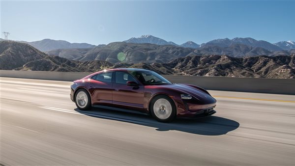 بورش تايكان