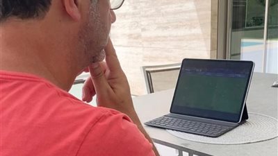 فيتوريا يتابع مباريات الدوري الممتاز | صور