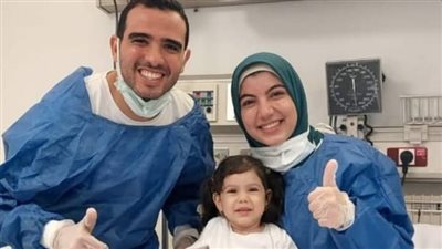 والد الطفلة رقية بعد حقنها بأغلى حقنة بالعالم: أشكر كل من ساهم في مساعدتنا 
