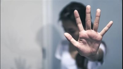 كشفت ملابسات تعرض فتاة للتحرش من راكب أثناء استقلالها لأتوبيس سياحي بجنوب سيناء