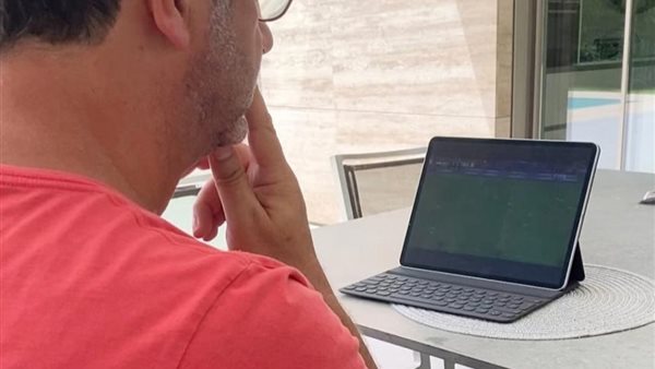 روي فيتوريا يتابع