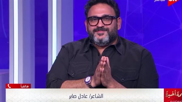 أكرم حسني