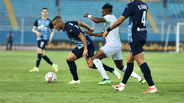 جانب من لقاء بيراميدز