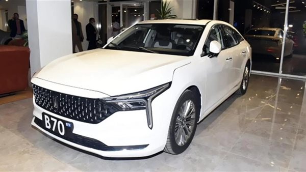 سيارات بيستون