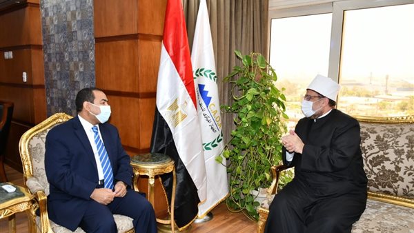 وزير الأوقاف وصالح