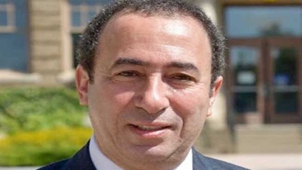 الدكتور عمرو مصطفى