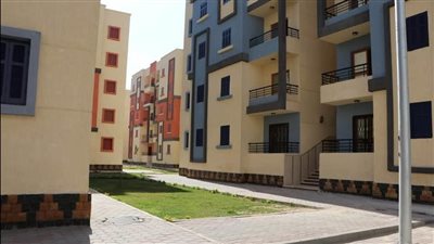 بنسبة 10%.. الإسكان تدرس رفع أسعار وحدات محدودي الدخل في الطروحات الجديدة | بث مباشر