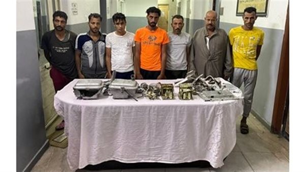 المتهمين بسرقة الكشافات