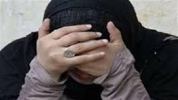 سيدة - تعبيرية 