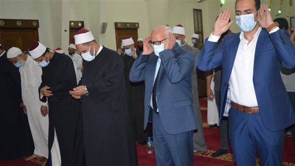 محافظ بورسعيد يشهد