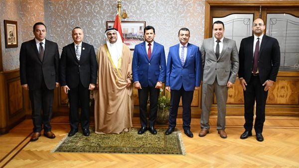 وزير الشباب والرياضة