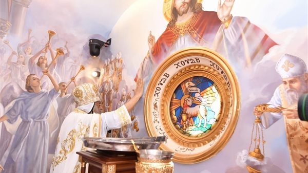 البابا تواضروس يدشن